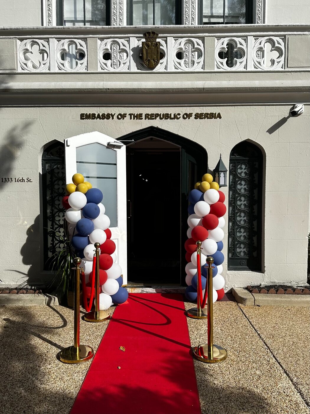 Balloon columns at an event entrance