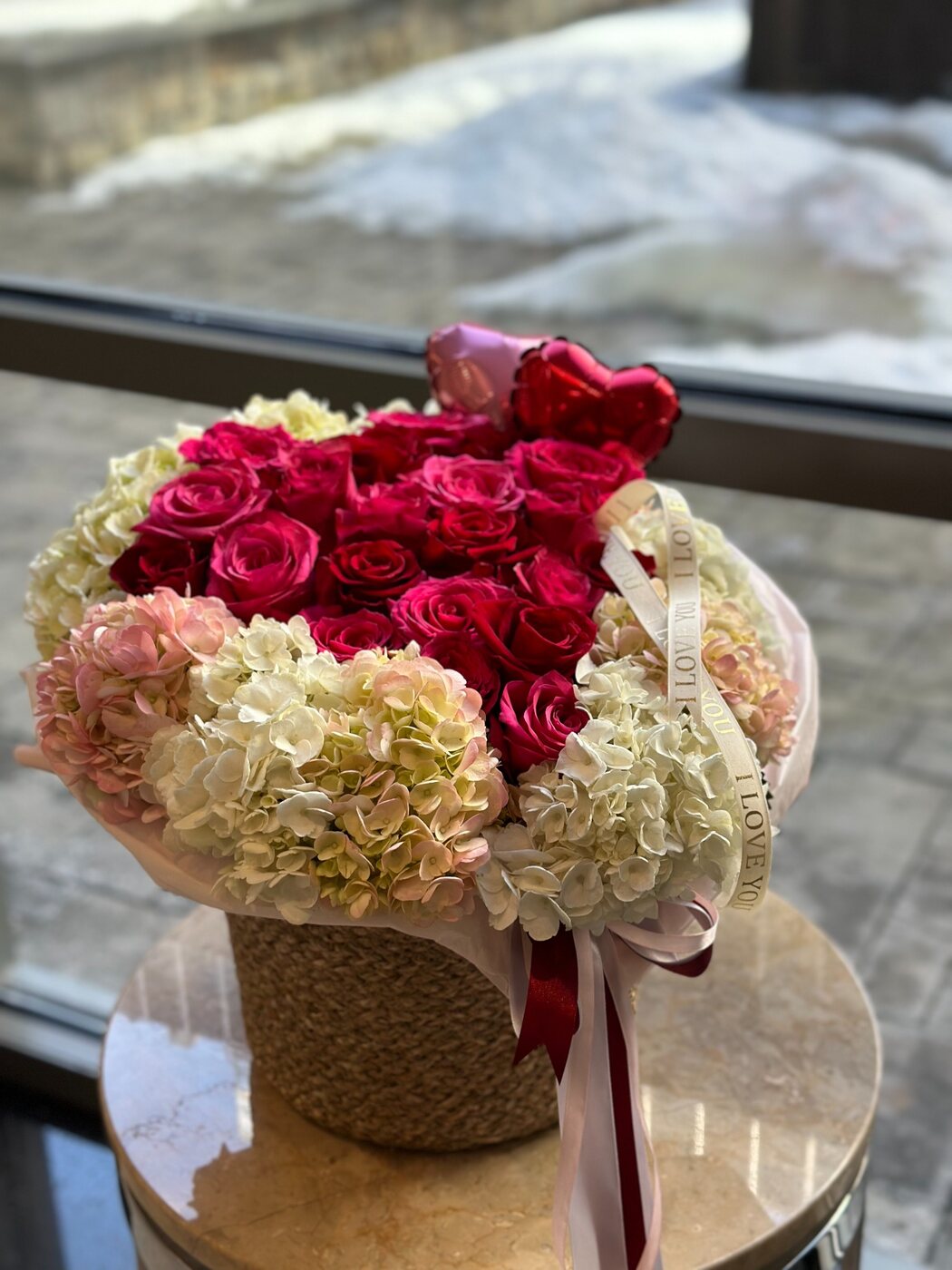 Mixed rose and hydrangea basket